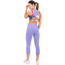Load image into Gallery viewer, FLEXMEE 944069 Fractals Sublimated Mid Rise Capri Leggings